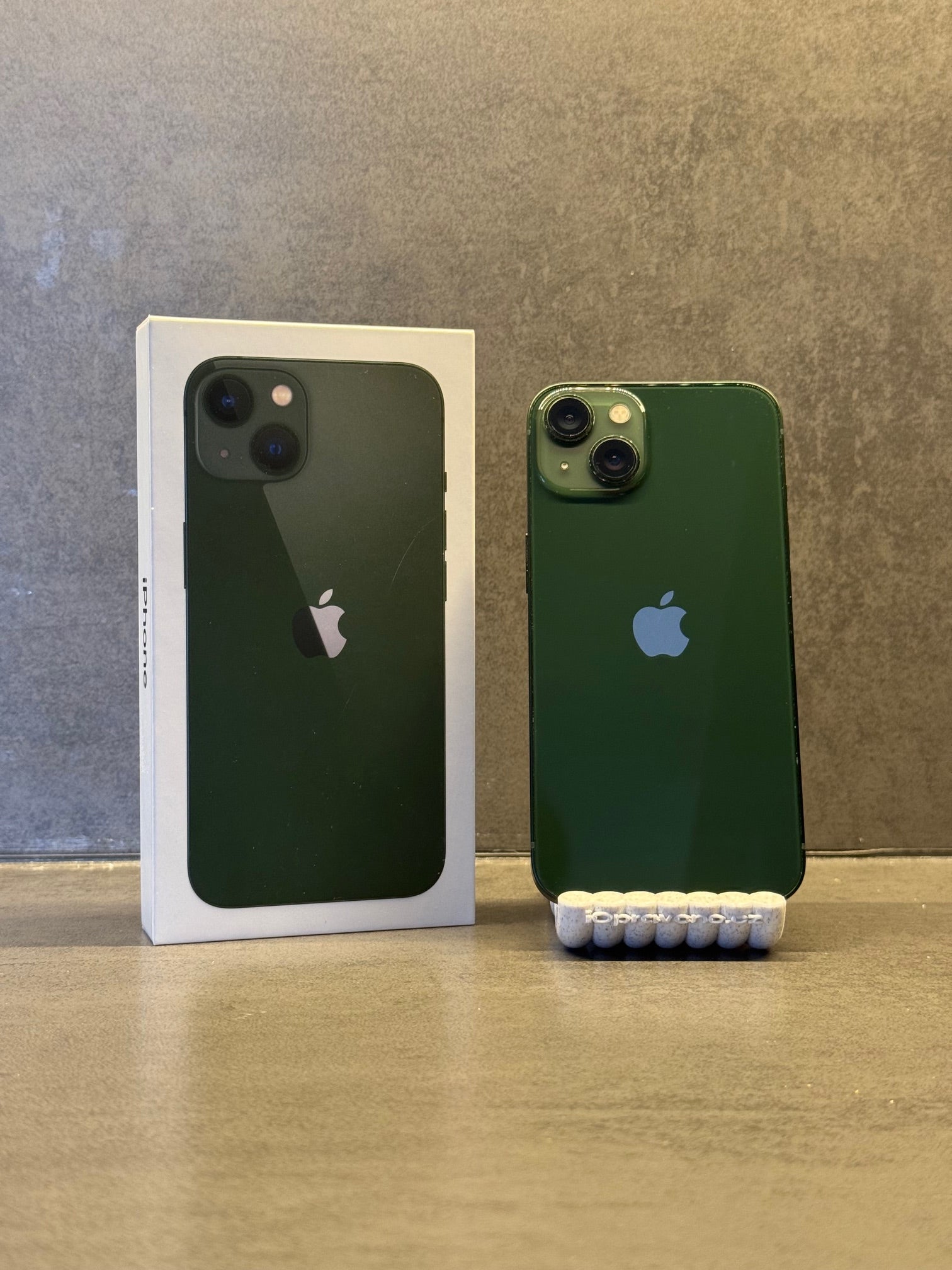 iPhone 13 128GB Zelená Výborný stav, konkrétní kus 8532, fotka 1 z 8