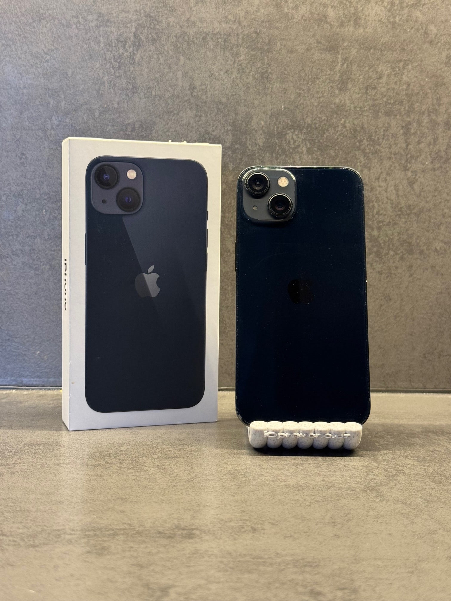 iPhone 13 128GB Temně inkoustová Dobrý stav, konkrétní kus 4530, fotka 1 z 8