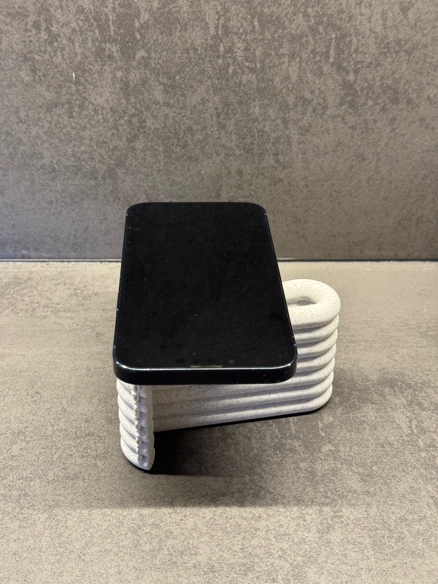 iPhone 13 128GB Temně inkoustová Dobrý stav, konkrétní kus 4530, fotka 5 z 8