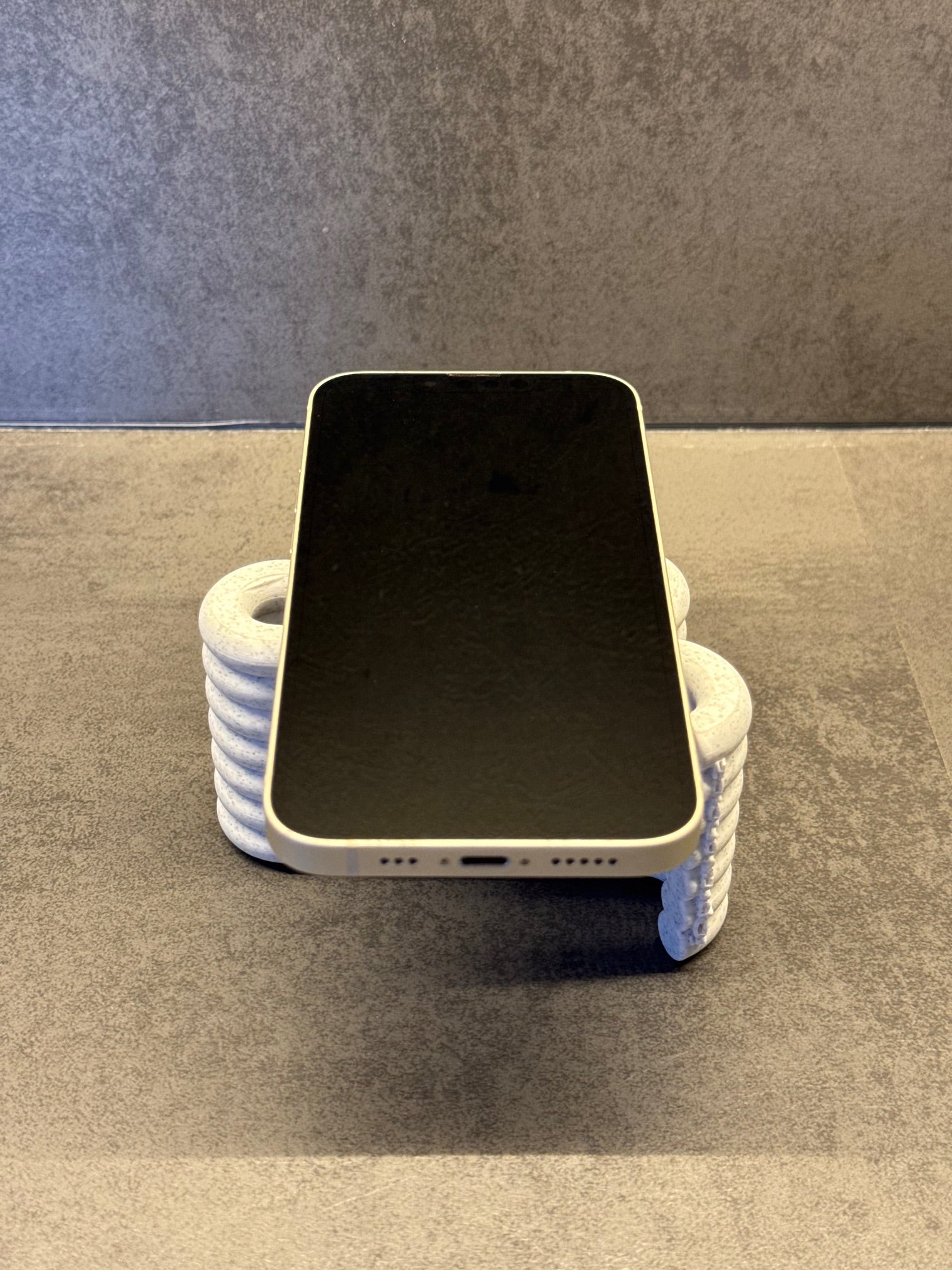 iPhone 13 128GB Hvězdně bílá Jako nový, konkrétní kus 4832, fotka 4 z 8