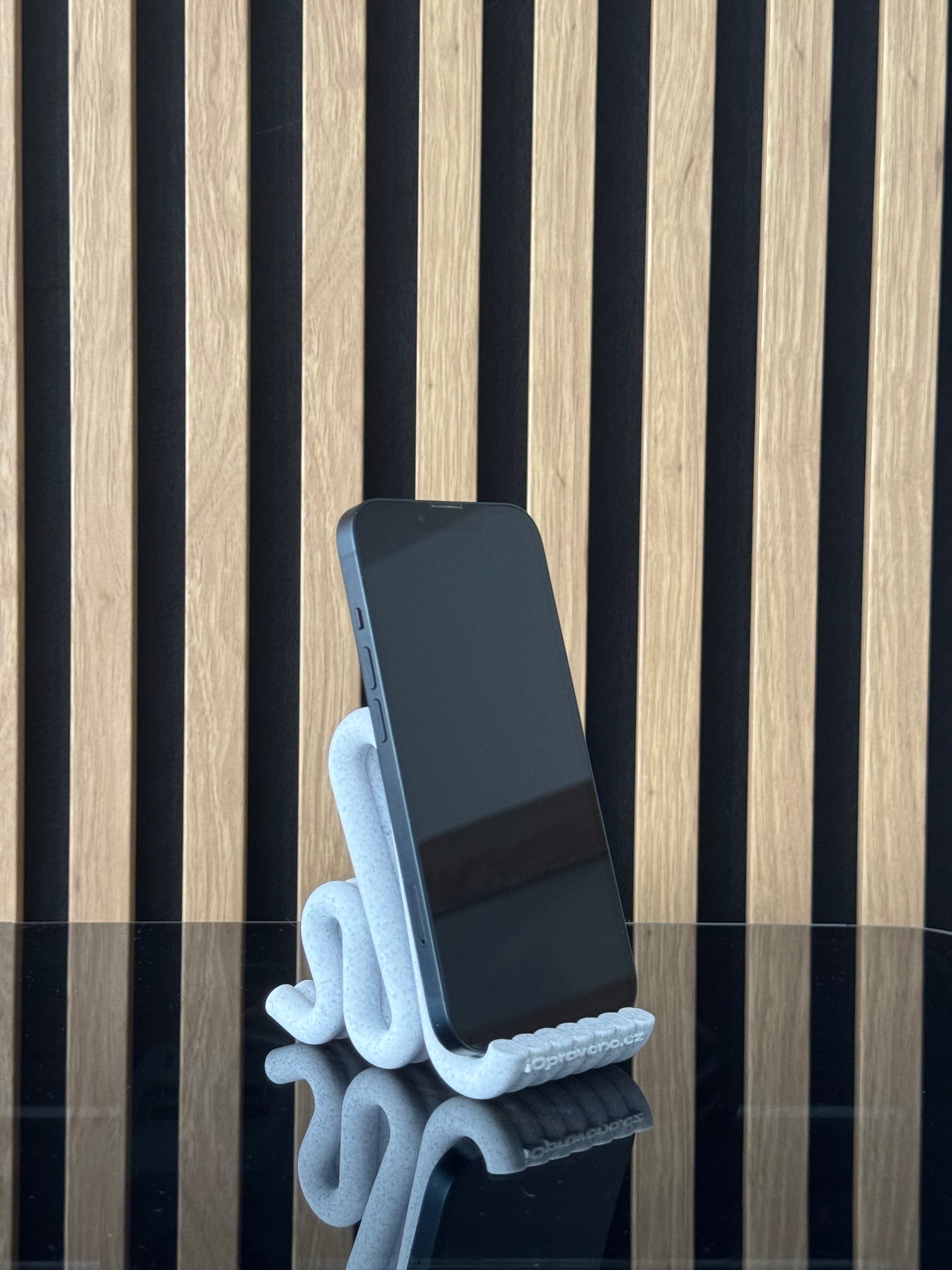 iPhone 13 128GB Temně inkoustová Velmi pěkný stav, konkrétní kus 8392, fotka 4 z 10